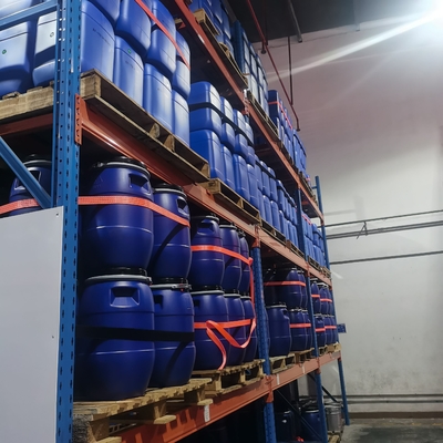 شراء PA6 PA66 PBT المواد الإضافية البلاستيكية مع 95 ٪ انتقالات الأشعة فوق البنفسجية 25L طبل التصنيع عبر الإنترنت